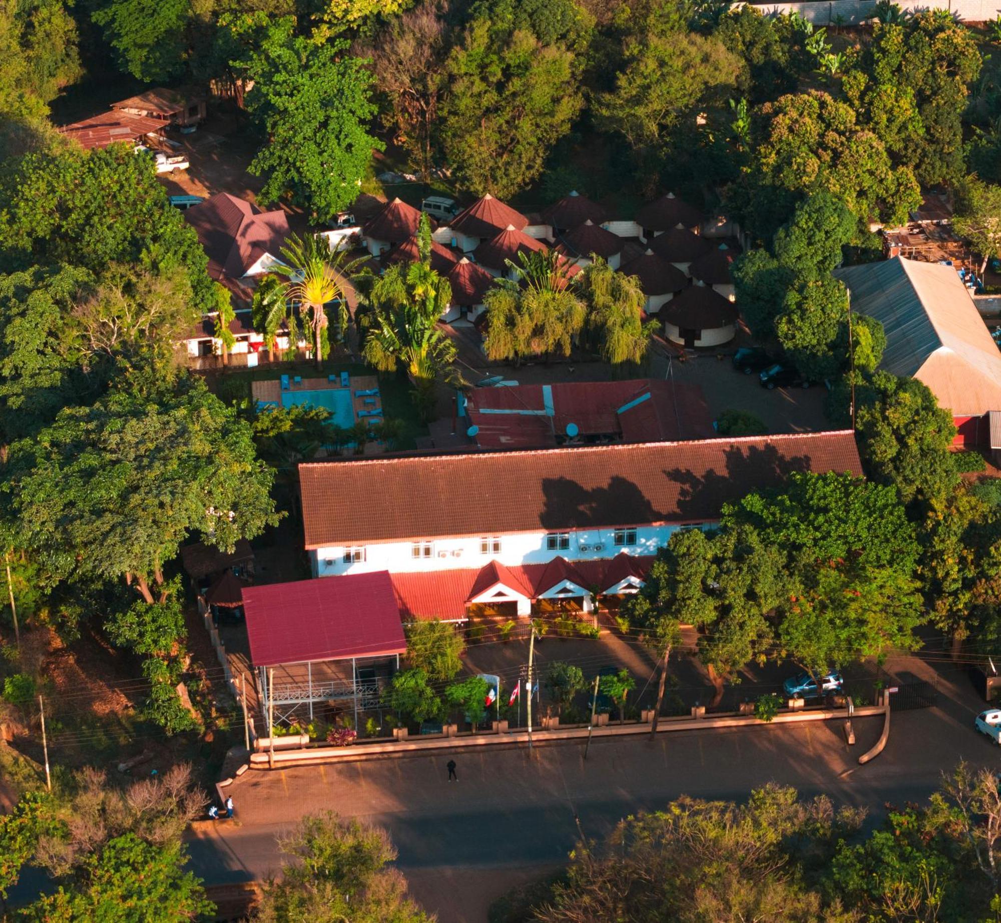 Keys Hotel Моши Екстериор снимка
